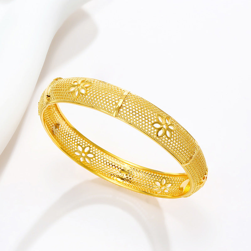 Brass gold-plated hollow patterned bracelet