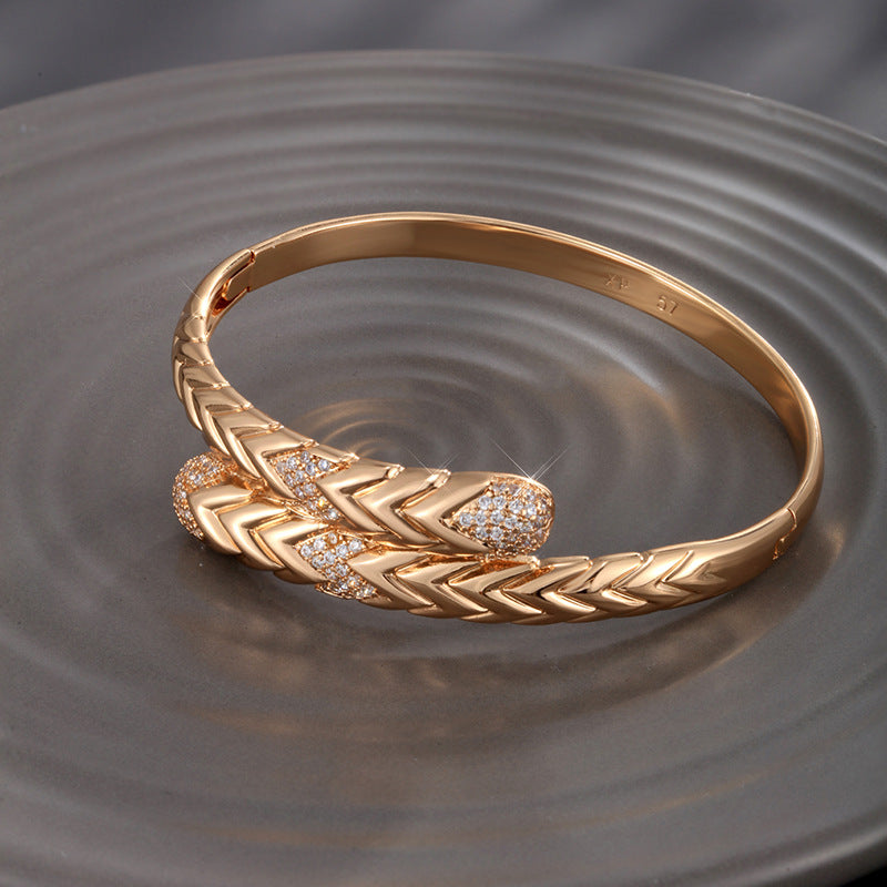 Plated with 18K gold alloy micro inlaid bracelet