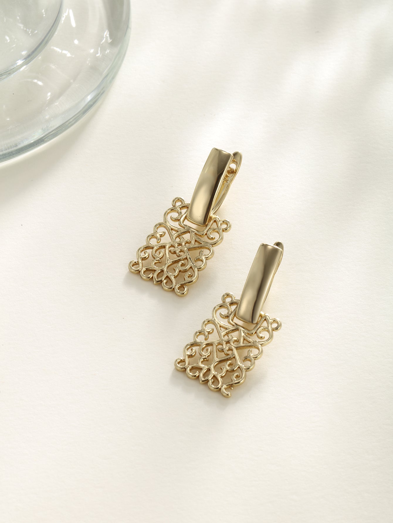 Copper zinc alloy simple and niche personality hollow square earrings