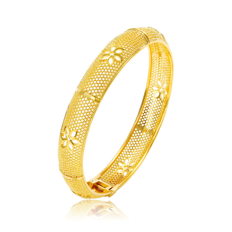 Brass gold-plated hollow patterned bracelet